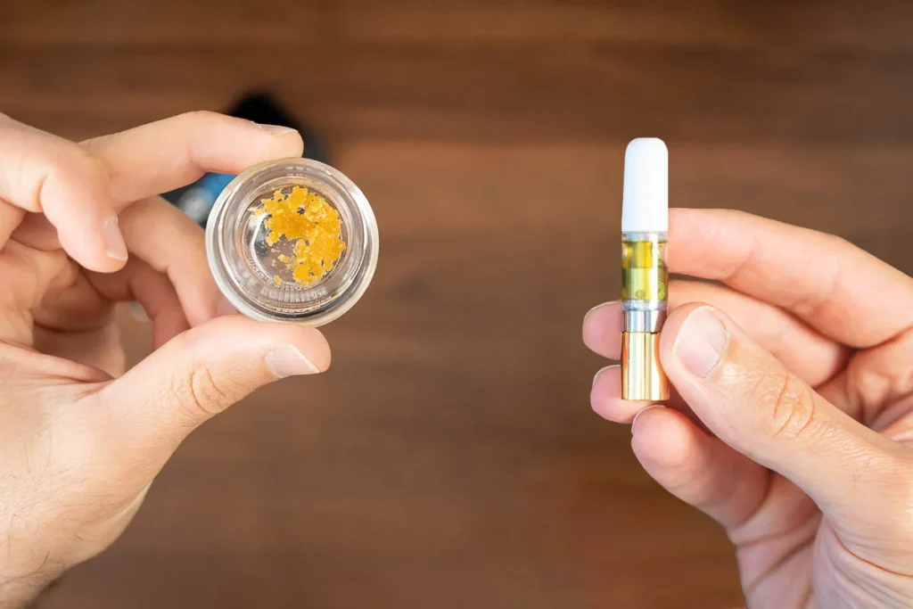 Cannabis Oil vs Wax: What’s the Difference?